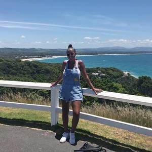 Meet your Posher, Shaynah